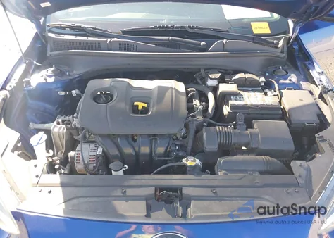 2021 Kia Forte Lxs z USA, uszkodzony, nr VIN 3KPF24AD7ME412992